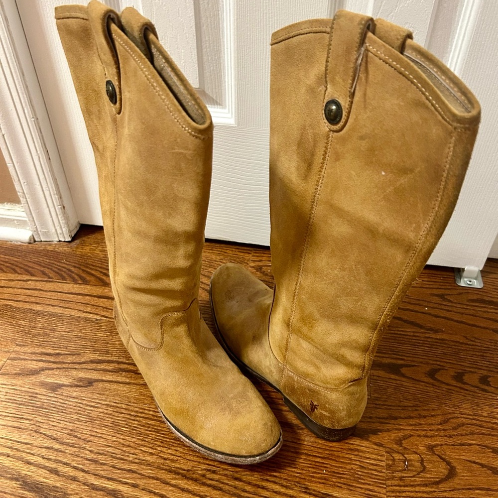 Frye Tan Heeled Boots Classic Western Style